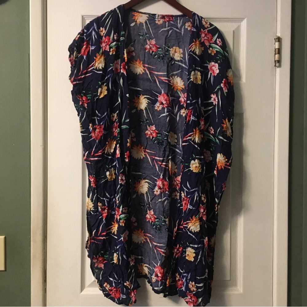 Lightweight Floral Kimono